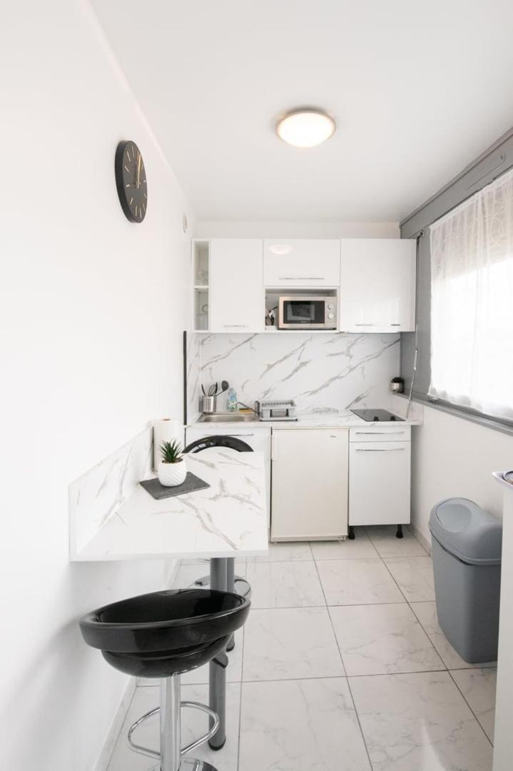 Le Jasseron - Appartement Cosy Avec Garage Quartier Partdieu Lyon Bagian luar foto