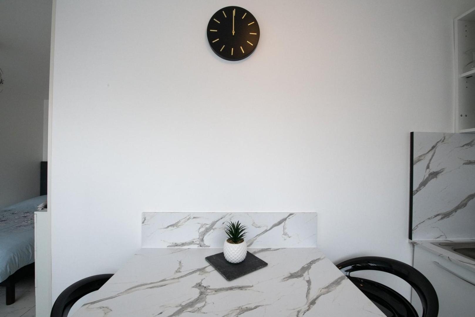 Le Jasseron - Appartement Cosy Avec Garage Quartier Partdieu Lyon Bagian luar foto